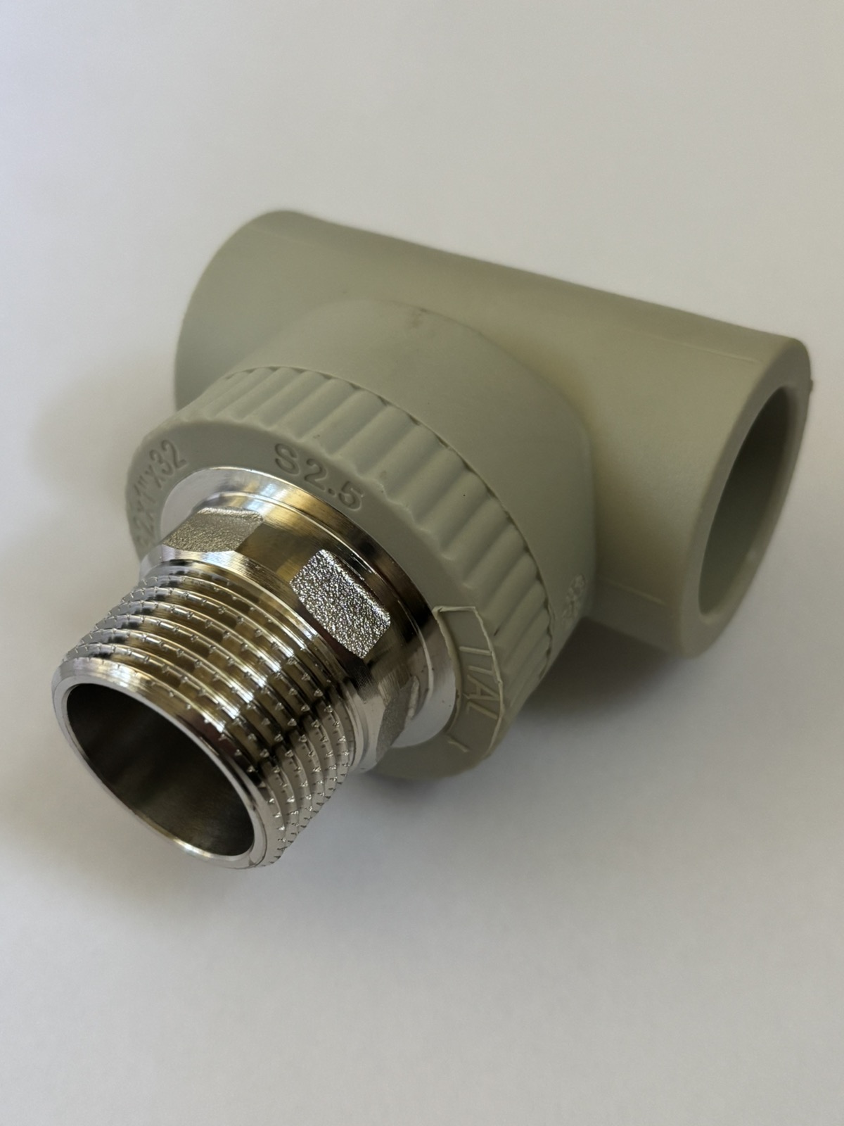 Трійник із зовнішнім різьбленням 32x1'x32 ппр/латунь, ITAL